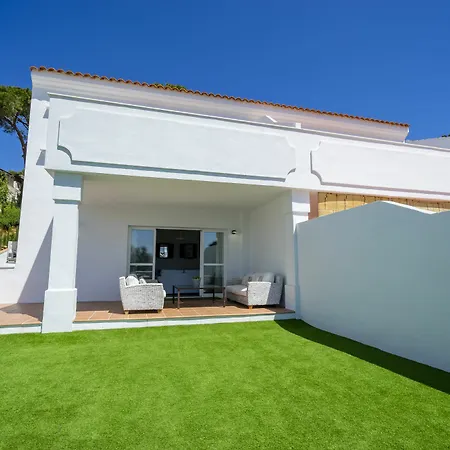 Cabopino House - *